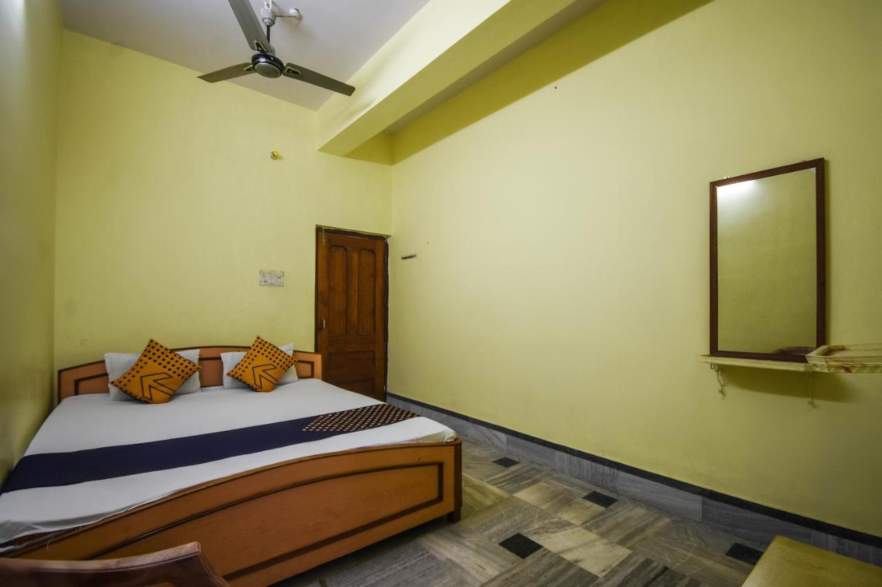 Hotel Rajmahal Bānkura Exterior photo